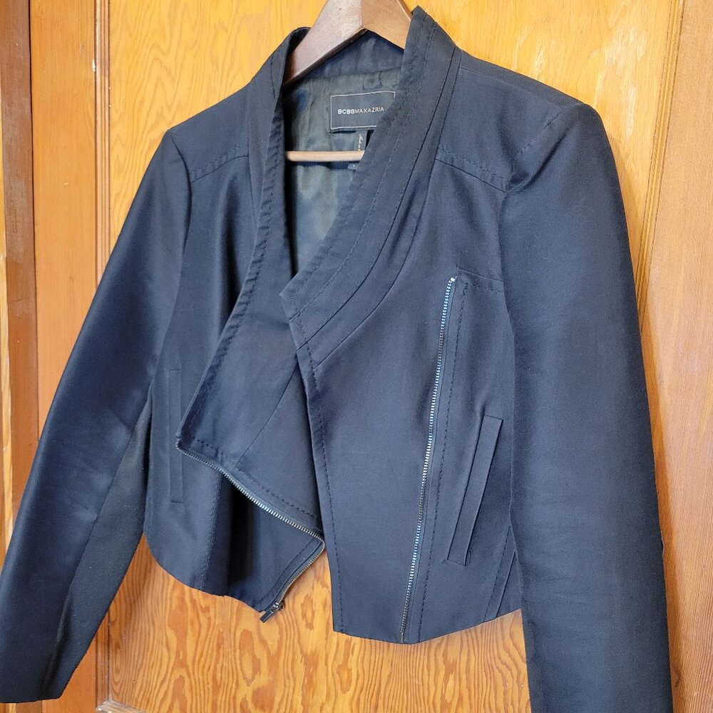 BCBG MaxAzria Black Moto Jacket Large Asymmetric Zip Cropped Patched‎ AS-IS
